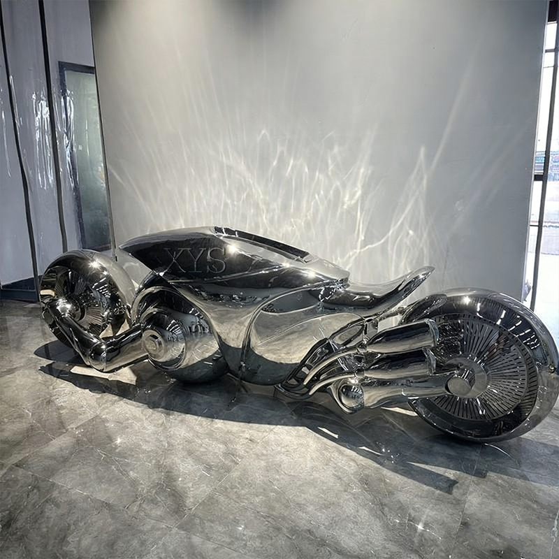 Full Throttle Future Mirror Concept motorfiets sculptuur