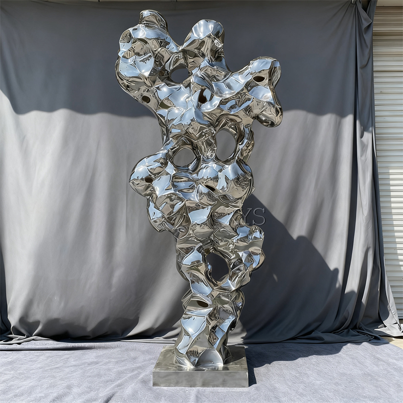Lake Stone Reverie Mirror Scholar's rotssculptuur